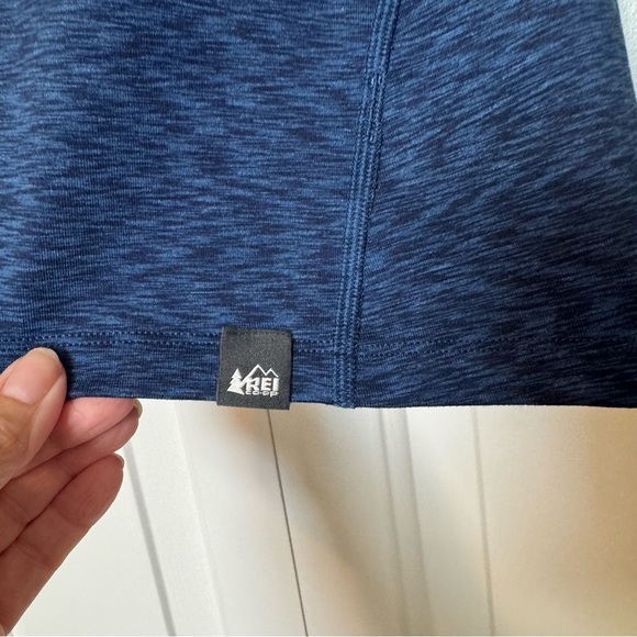 REI Co Op 1/4 -Zip Pullover Baselayer - Picture 4 of 6